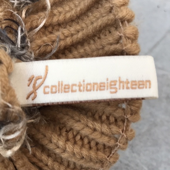 Brown Crochet Knit Scarf and Beret - Picture 6 of 9